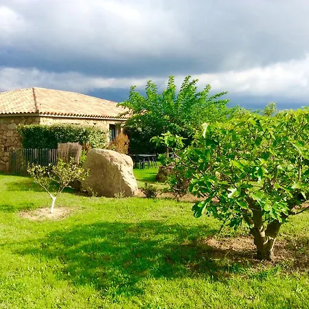 Landhaus Clos Simoni Figari (Corsica)